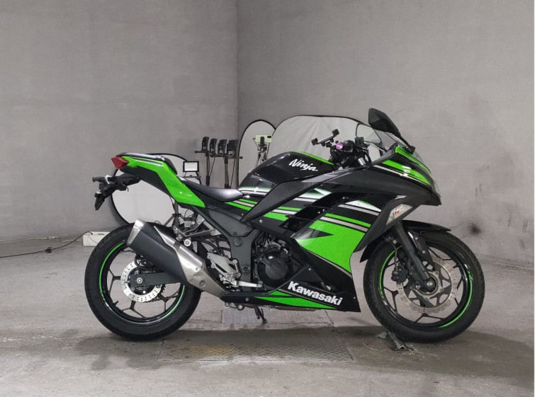 Мотоцикл Kawasaki NINJA250 с пробегом 12368 km