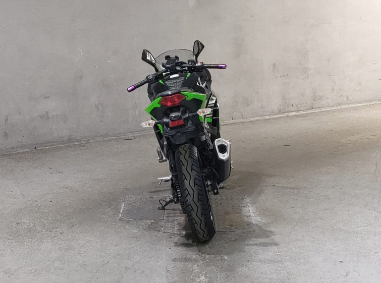 Мотоцикл Kawasaki NINJA250 с пробегом 12368 km
