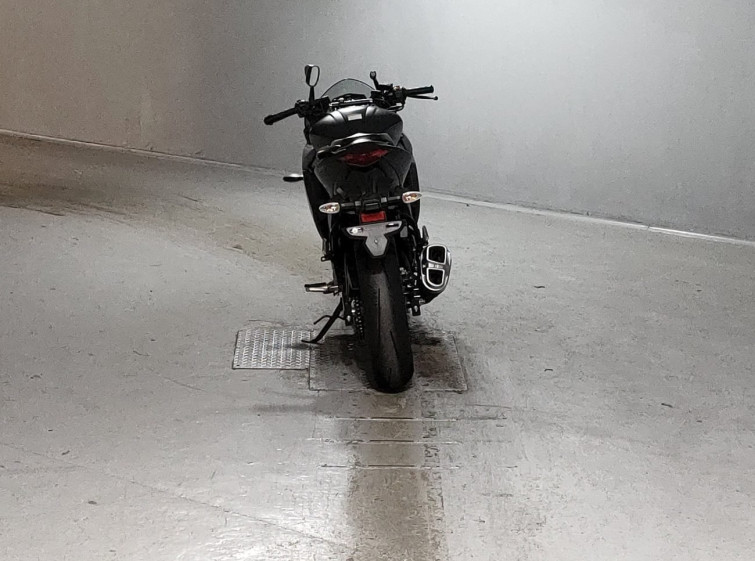 Мотоцикл Suzuki GIXXER SF250 с пробегом 7670 km