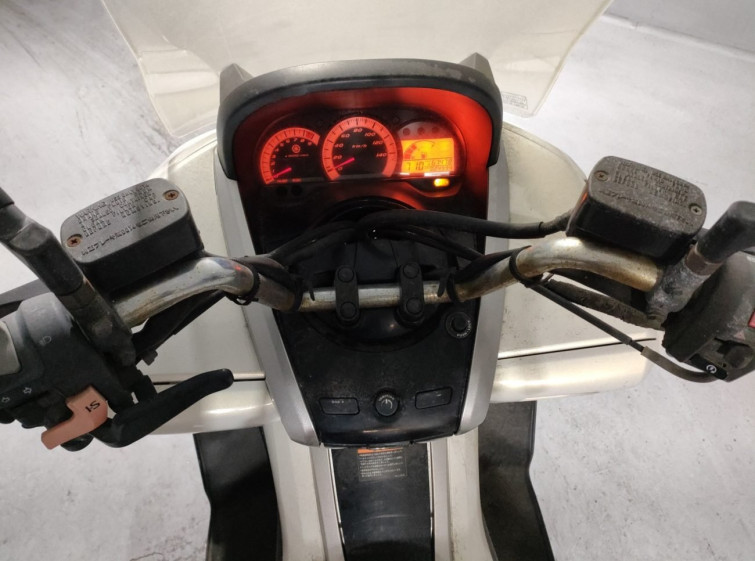 Мотоцикл Yamaha MAJESTY 250 с пробегом 24995 km