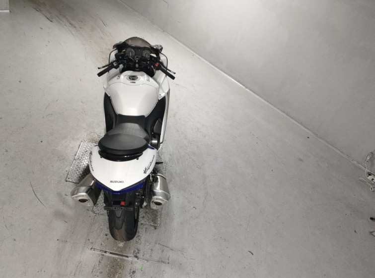 Мотоцикл Suzuki GSX1300R HAYABUSA з пробігом 8748 km