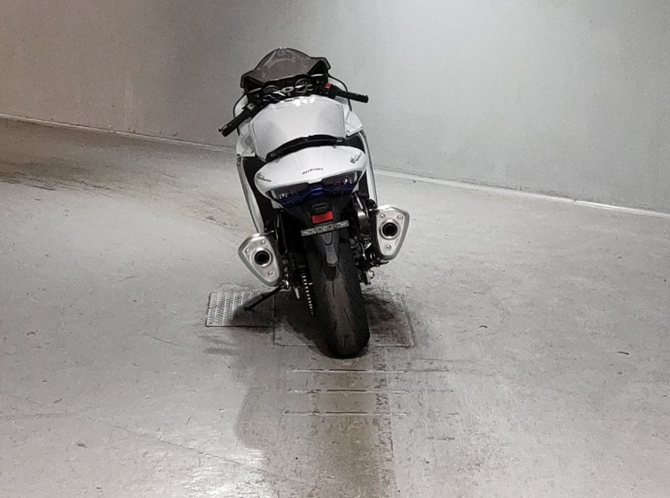 Мотоцикл Suzuki GSX1300R HAYABUSA з пробігом 8748 km