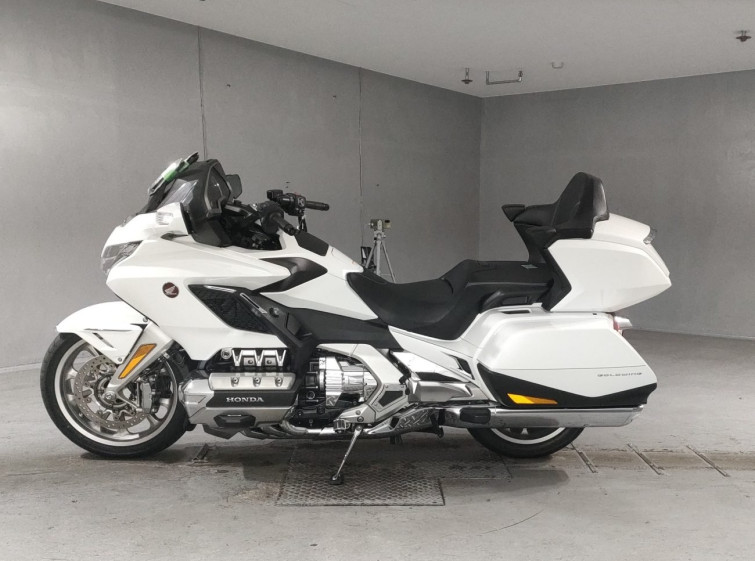Мотоцикл Honda GL1800 TOUR D с пробегом 25992 km