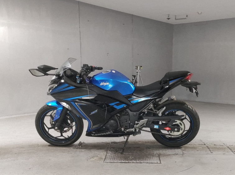 Мотоцикл Kawasaki NINJA250 с пробегом 36006 km
