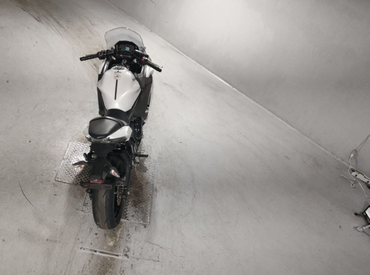 Мотоцикл Kawasaki NINJA650 с пробегом 11083 km