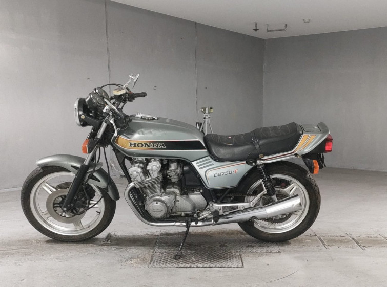 Мотоцикл Honda CB750FOUR з пробігом 27834 km