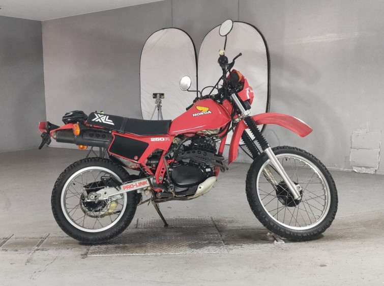 Мотоцикл Honda XL250R с пробегом 22257 km