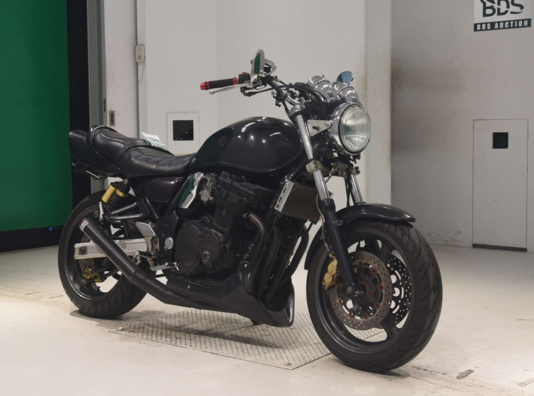 Мотоцикл Suzuki GSX400 INAZUMA