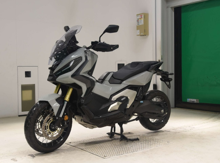 Мотоцикл Honda X-ADV750-2 з пробігом 10272 km