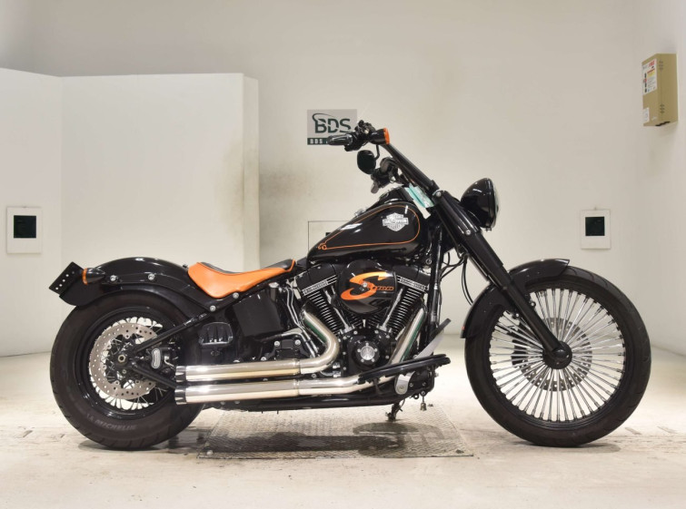 Мотоцикл HD SLIM S FLSS1800 с пробегом 24211 km