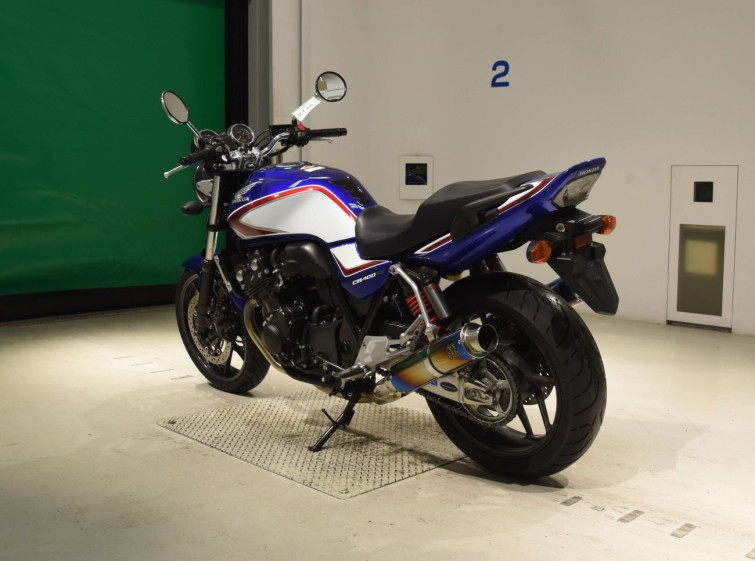 Мотоцикл Honda CB400SFA з пробігом 24246 km