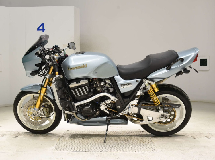 Мотоцикл Kawasaki ZRX1100 з пробігом 38584 km