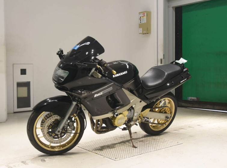 Мотоцикл Kawasaki ZZ-R400 з пробігом 31326 km