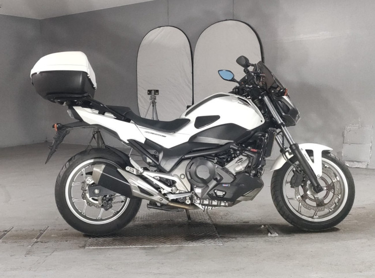 Мотоцикл Honda NC750SD з пробігом 16672 km