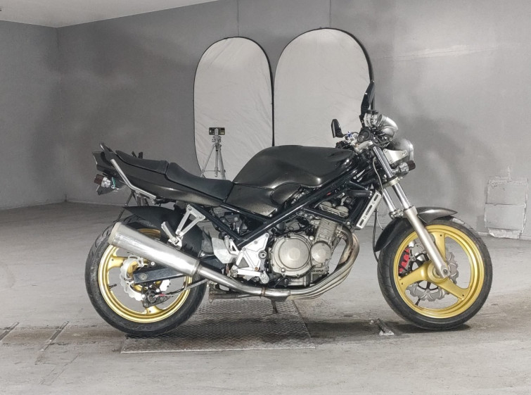 Мотоцикл Suzuki BANDIT250 с пробегом 52390 km