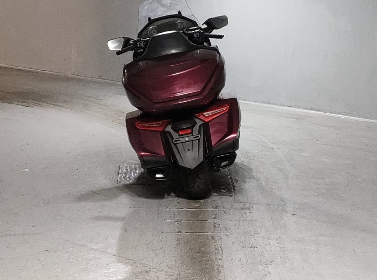 Мотоцикл Honda GL1800 TOUR D с пробегом 1121 km