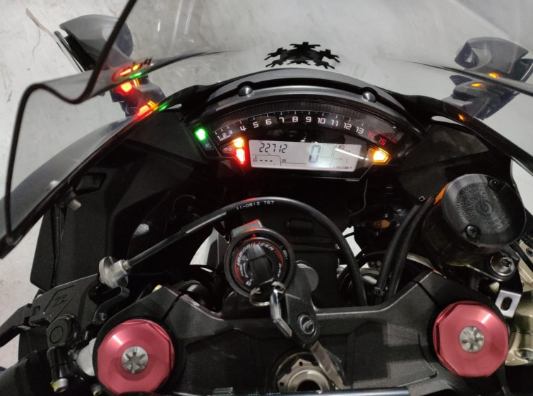 Мотоцикл Kawasaki ZX-10RR з пробігом 22712 km