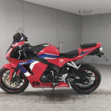 Мотоцикл Honda CBR600RR с пробегом 8298 km