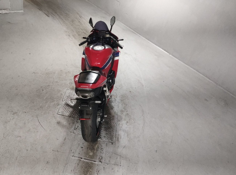 Мотоцикл Honda CBR600RR с пробегом 8298 km