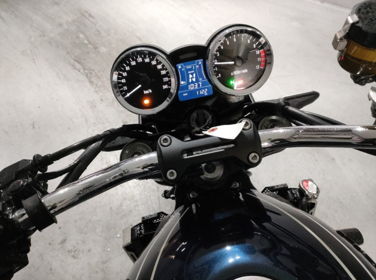 Мотоцикл Kawasaki Z900RS з пробігом 1122 km