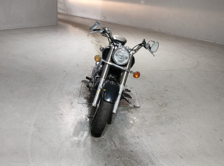 Мотоцикл Yamaha DRAGSTAR XVS400 CLASSIC