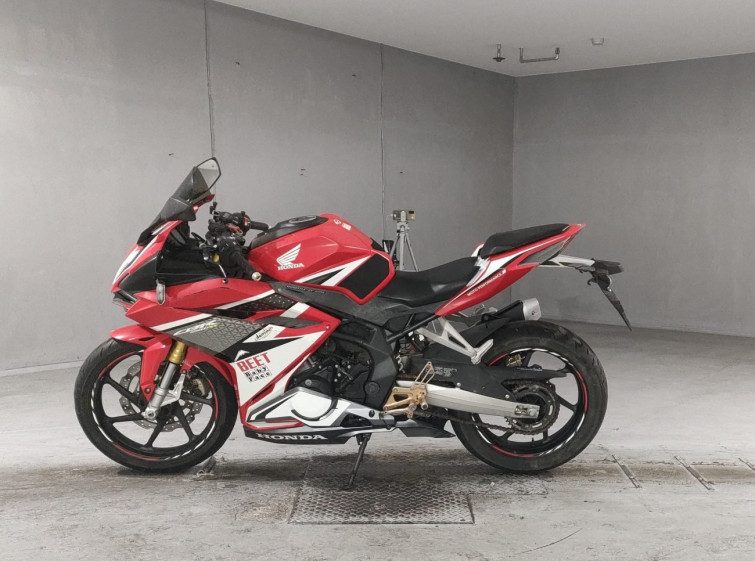 Мотоцикл Honda CBR250RR с пробегом 36124 km