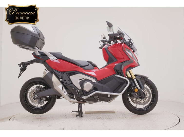 Мотоцикл Honda X-ADV750 з пробігом 8985 km