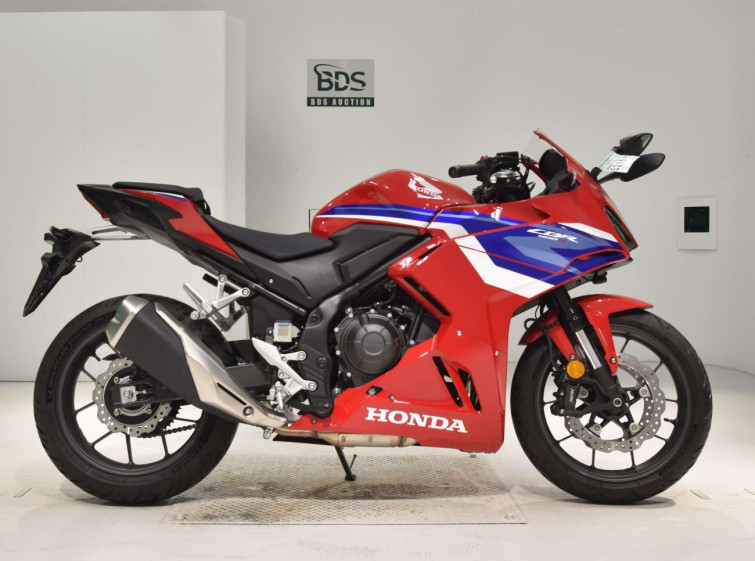 Мотоцикл Honda CBR400R з пробігом 1562 km