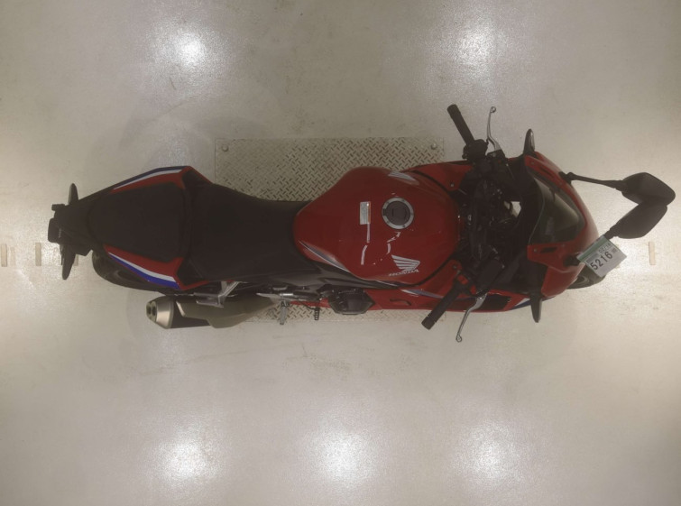Мотоцикл Honda CBR400R з пробігом 1562 km