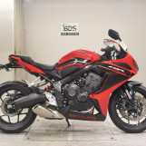 Мотоцикл Honda CBR650R з пробігом 2698 km