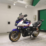 Мотоцикл Honda CB400SFV BOLDOR