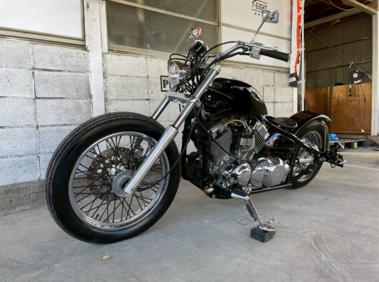 Мотоцикл Yamaha DRAGSTAR XVS400 с пробегом 2709 km