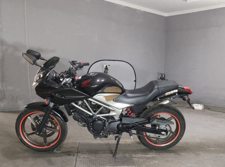 Мотоцикл Honda VTR250F с пробегом 34847 km