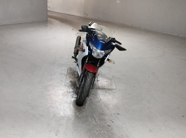 Мотоцикл Honda CBR250R с пробегом 15118 km