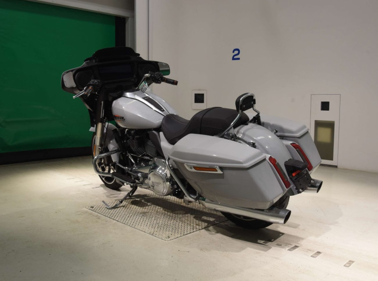 Мотоцикл HD FLHX1920 с пробегом 28577 km