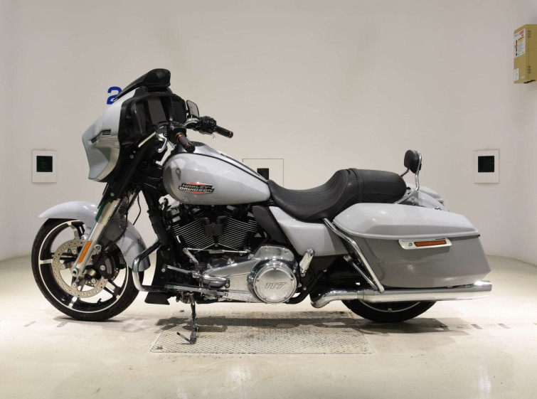 Мотоцикл HD FLHX1920 с пробегом 28577 km