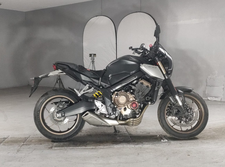 Мотоцикл Honda CB650R с пробегом 38490 km