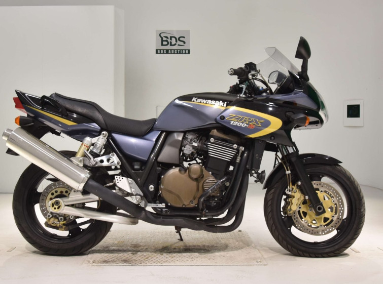 Мотоцикл Kawasaki ZRX1200S с пробегом 52929 km