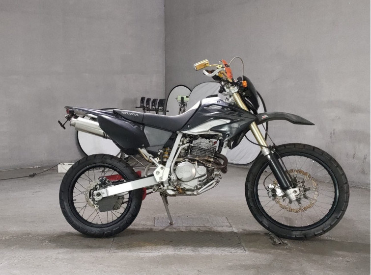 Мотоцикл Honda XR250 MOTARD с пробегом 16143 km