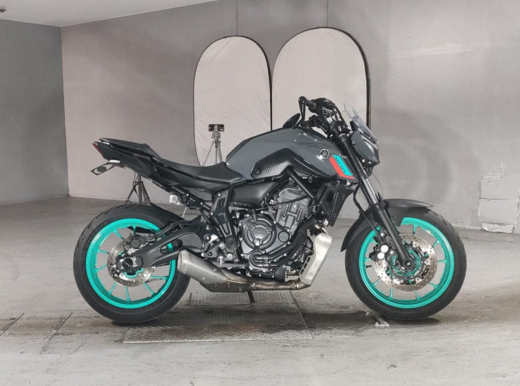 Мотоцикл Yamaha MT-07 с пробегом 3402 km