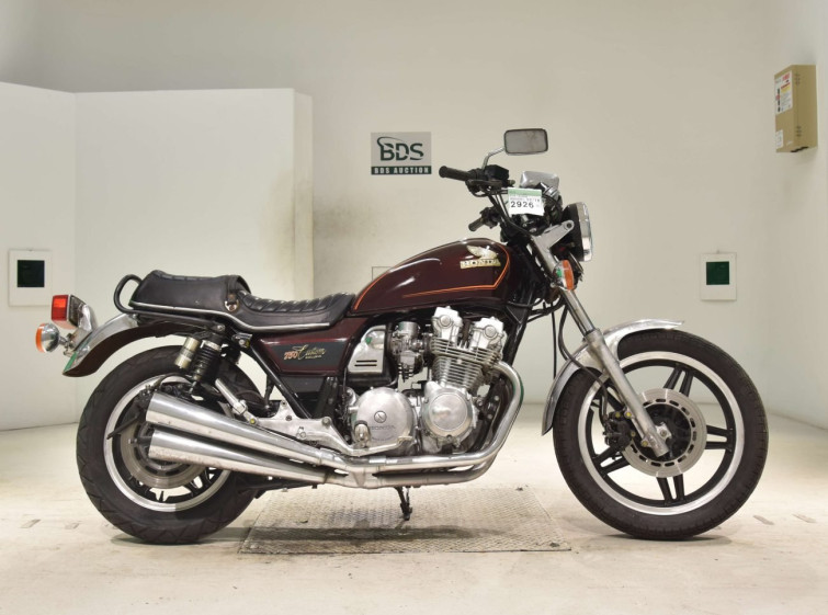 Мотоцикл Honda CB750 CUSTOM с пробегом 14677 km
