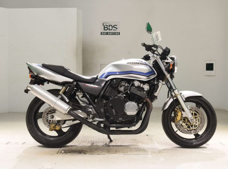 Мотоцикл Honda CB400SFV с пробегом 77113 km