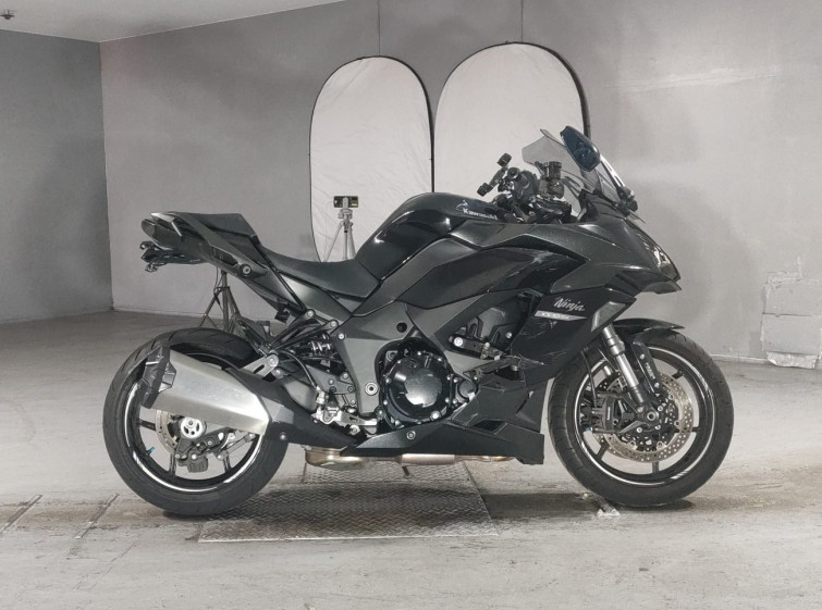 Мотоцикл Kawasaki NINJA1000SX с пробегом 48344 km