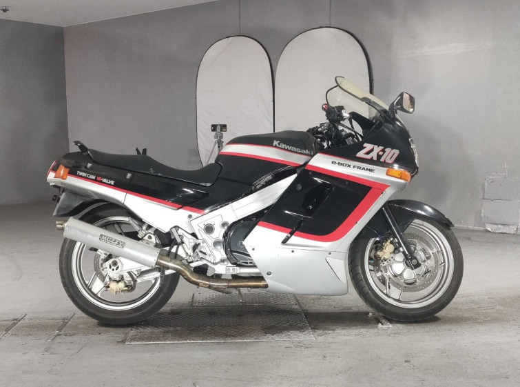 Мотоцикл Kawasaki ZX-10 с пробегом 26729 km