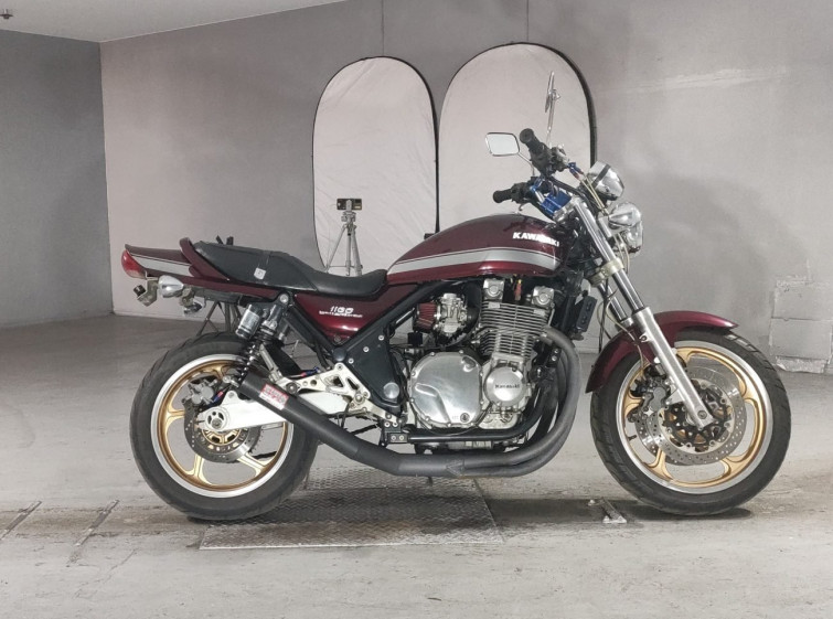 Мотоцикл Kawasaki ZEPHYR1100 з пробігом 15875 km