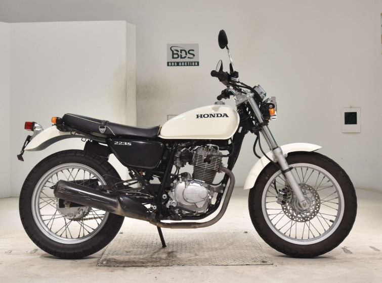 Мотоцикл Honda CB223S с пробегом 30606 km
