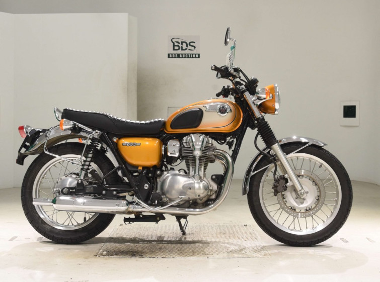 Мотоцикл Kawasaki W800 с пробегом 20321 km