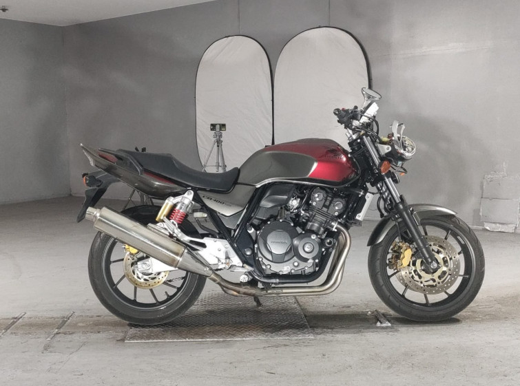 Мотоцикл Honda CB400SFV