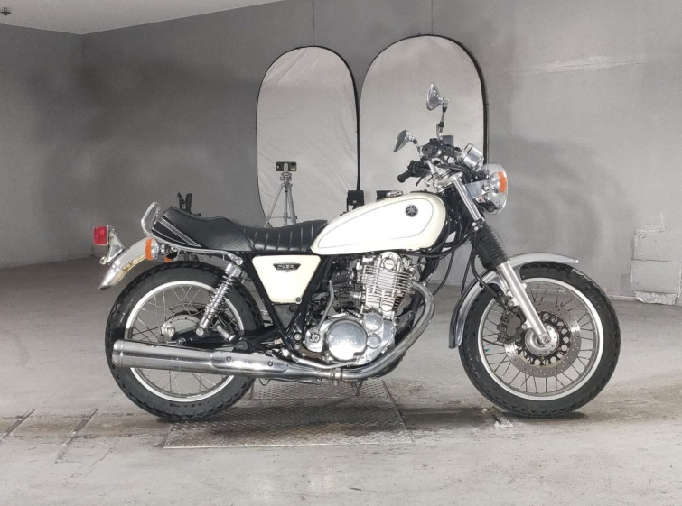 Мотоцикл Yamaha SR400 з пробігом 43693 km