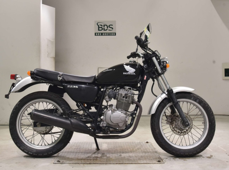 Мотоцикл Honda CB223S с пробегом 17885 km